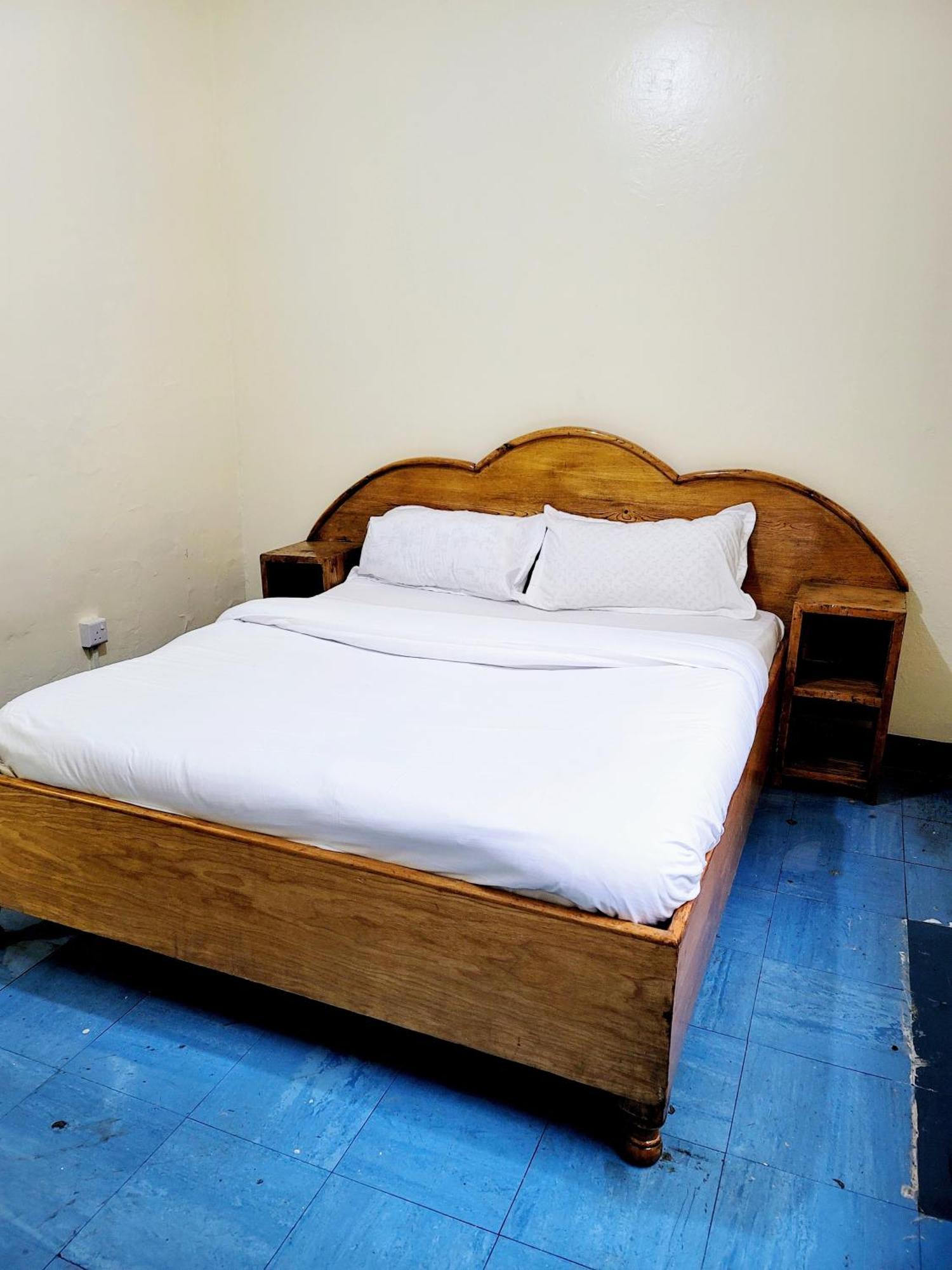Breeze Cbd Hotel