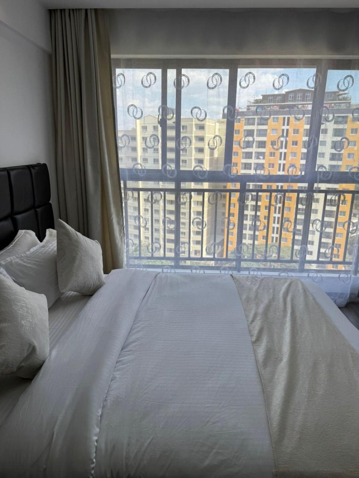 Toju * Nairobi