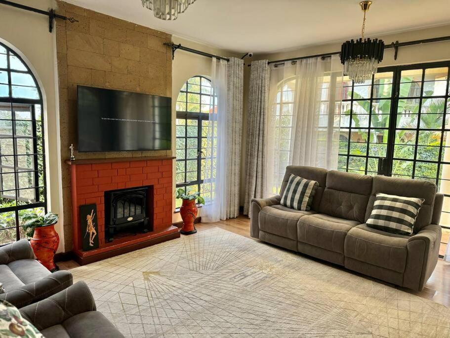 Exquisite 4-bedroom In Prime Gated Community *
