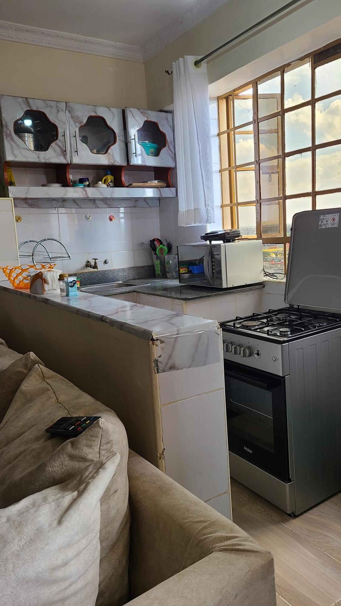 Simmon-opposite Garden Mall,near Safari Park Apartment *
