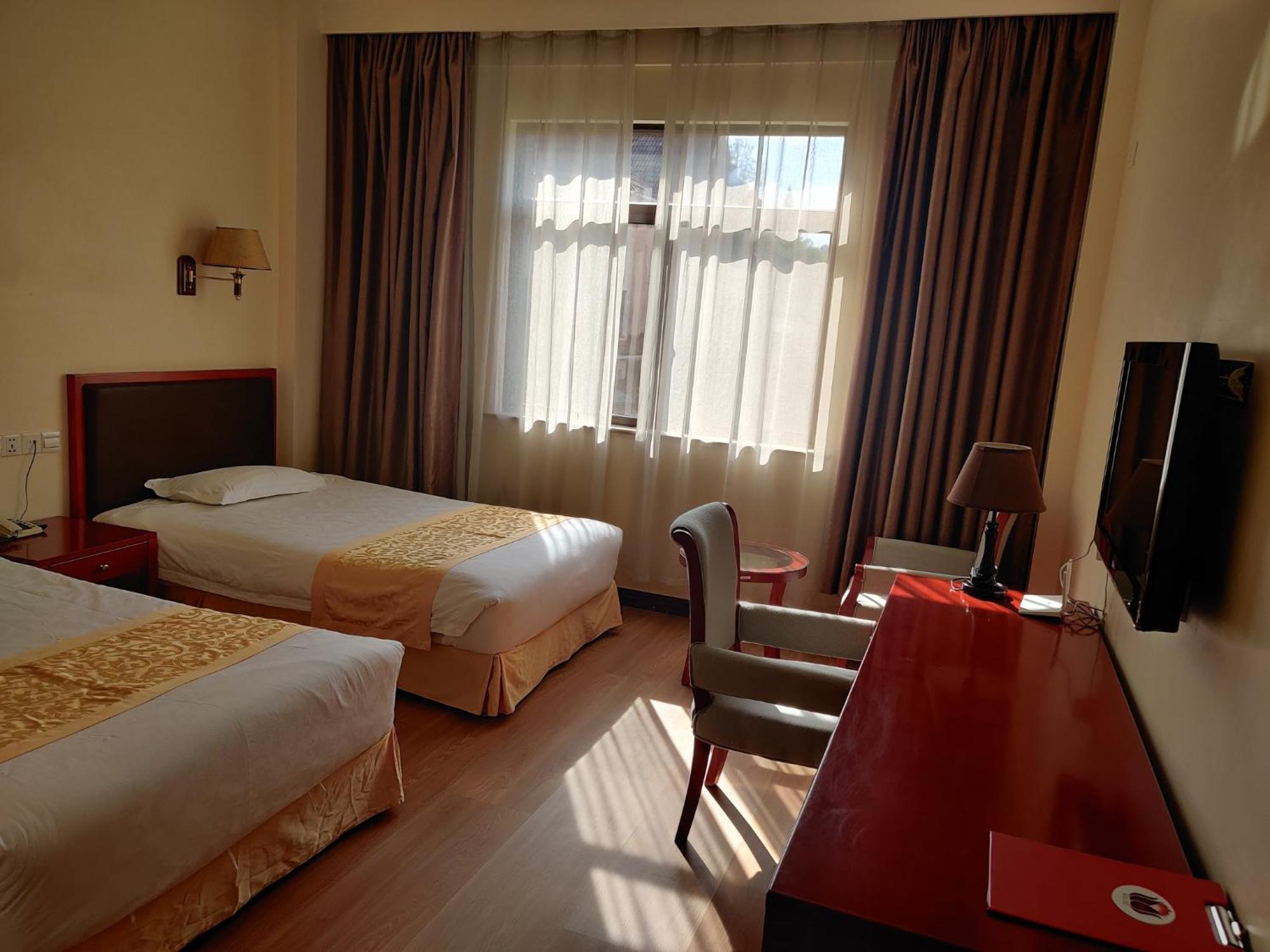 Soluxe Club International Hotel 3*