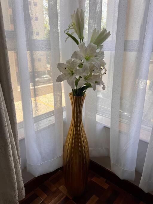 Apartment Charming Luxury With Pool In Kileleshwa Nairobi