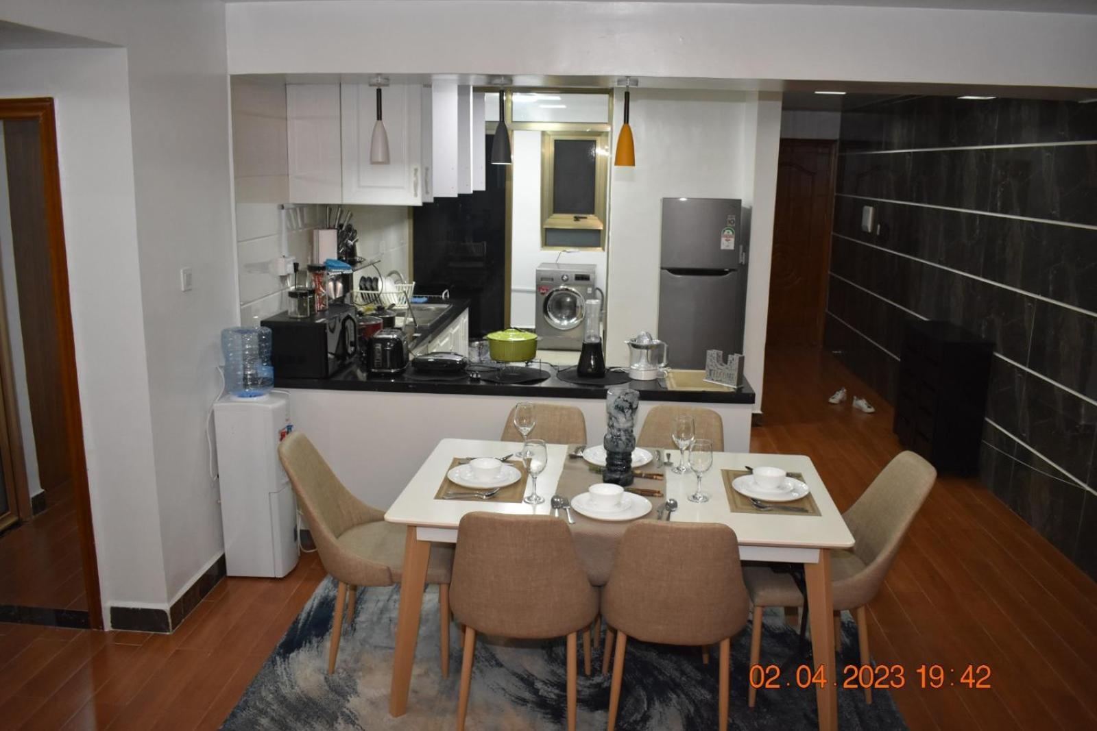 Apartamento Serenitydefined 2brkilimani Near Yaya Ensute