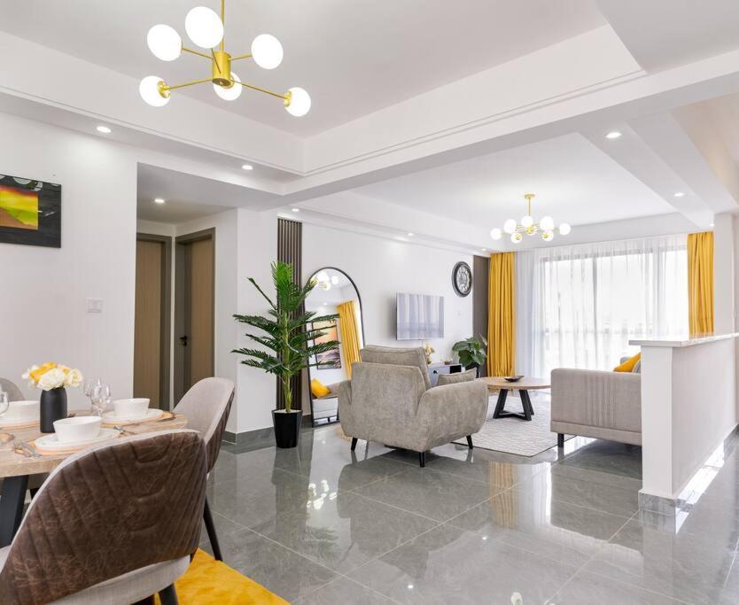 2bdr With Panoramic Cityview In Westlands, Riverside Apartment *