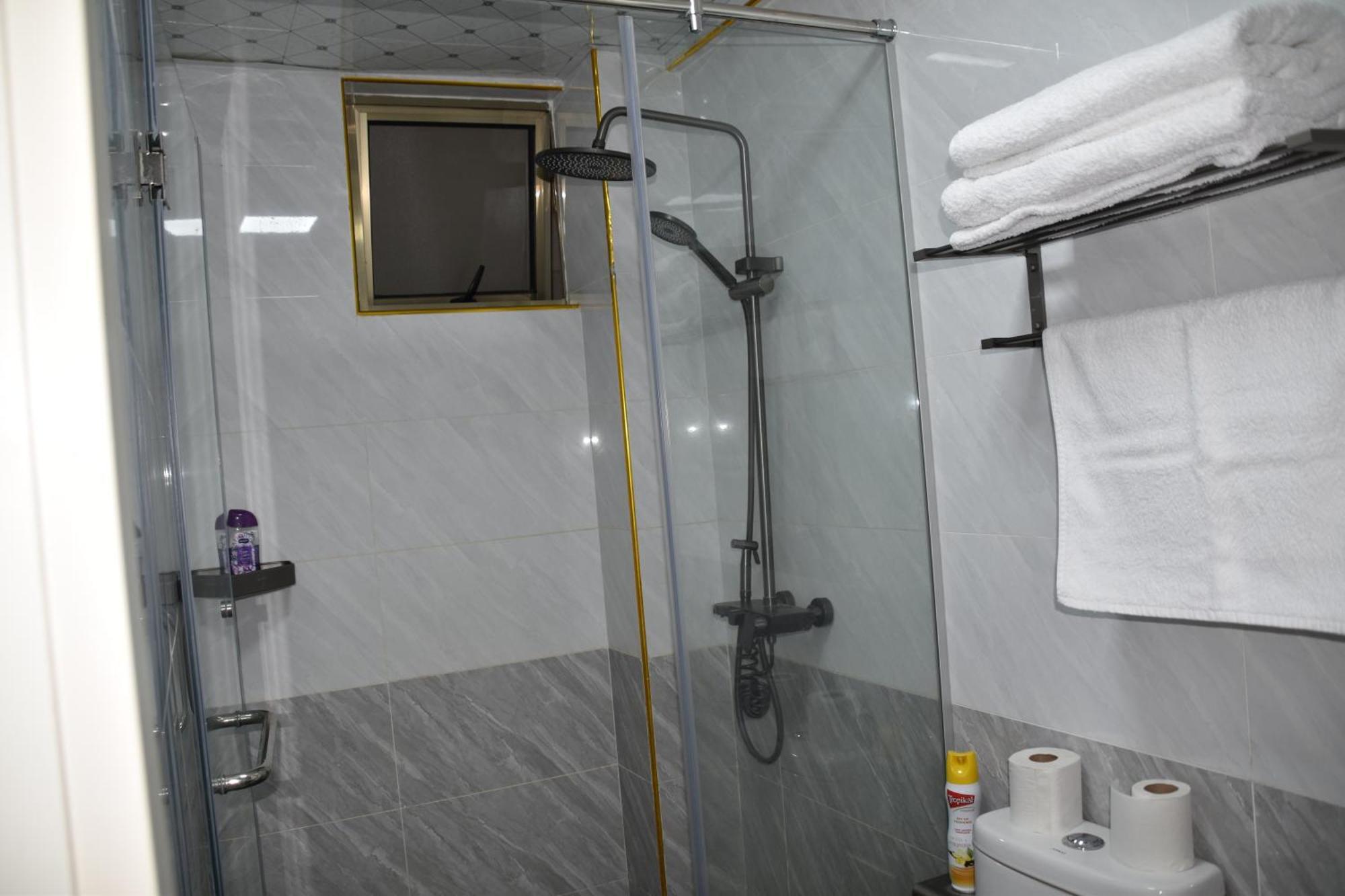 Blackberry House 1bdrm Near Yaya Centre, Gym, & Free Parking Nairobi