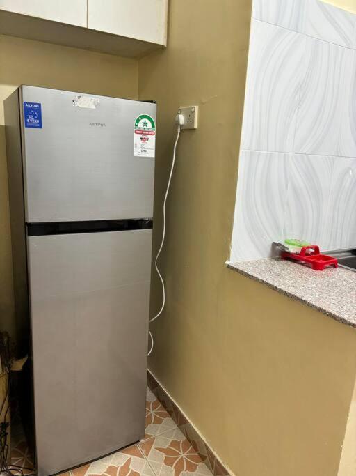 Apartment 1br Apartment, Imara Daima, Fast Wi-fi, Near Jkia, Sgr & Cbd *