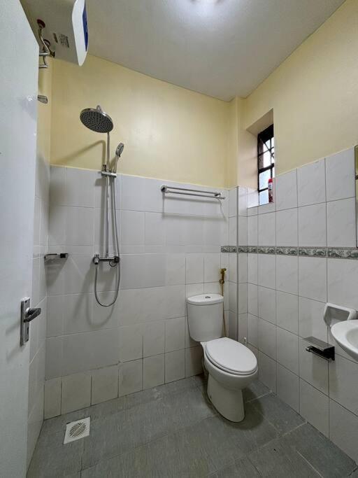 1br Apartment, Imara Daima, Fast Wi-fi, Near Jkia, Sgr & Cbd Apartment