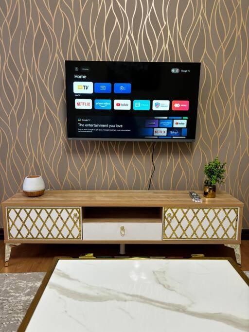 Apartment 1br Apartment, Imara Daima, Fast Wi-fi, Near Jkia, Sgr & Cbd Nairobi