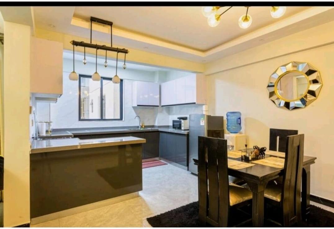 Royal Home, 3bedroom In Kilimani Apartment *