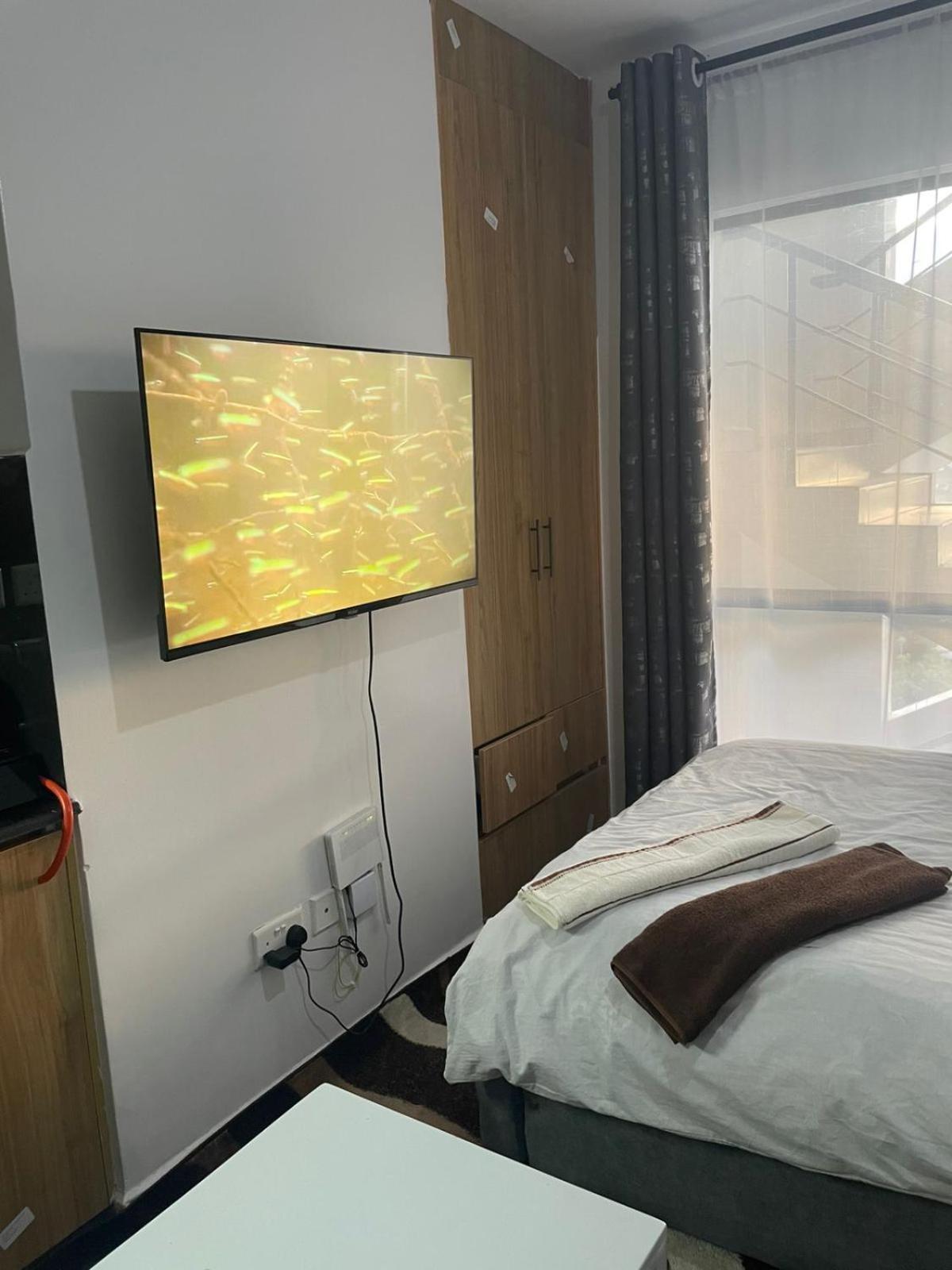 Tsavo Apartment *