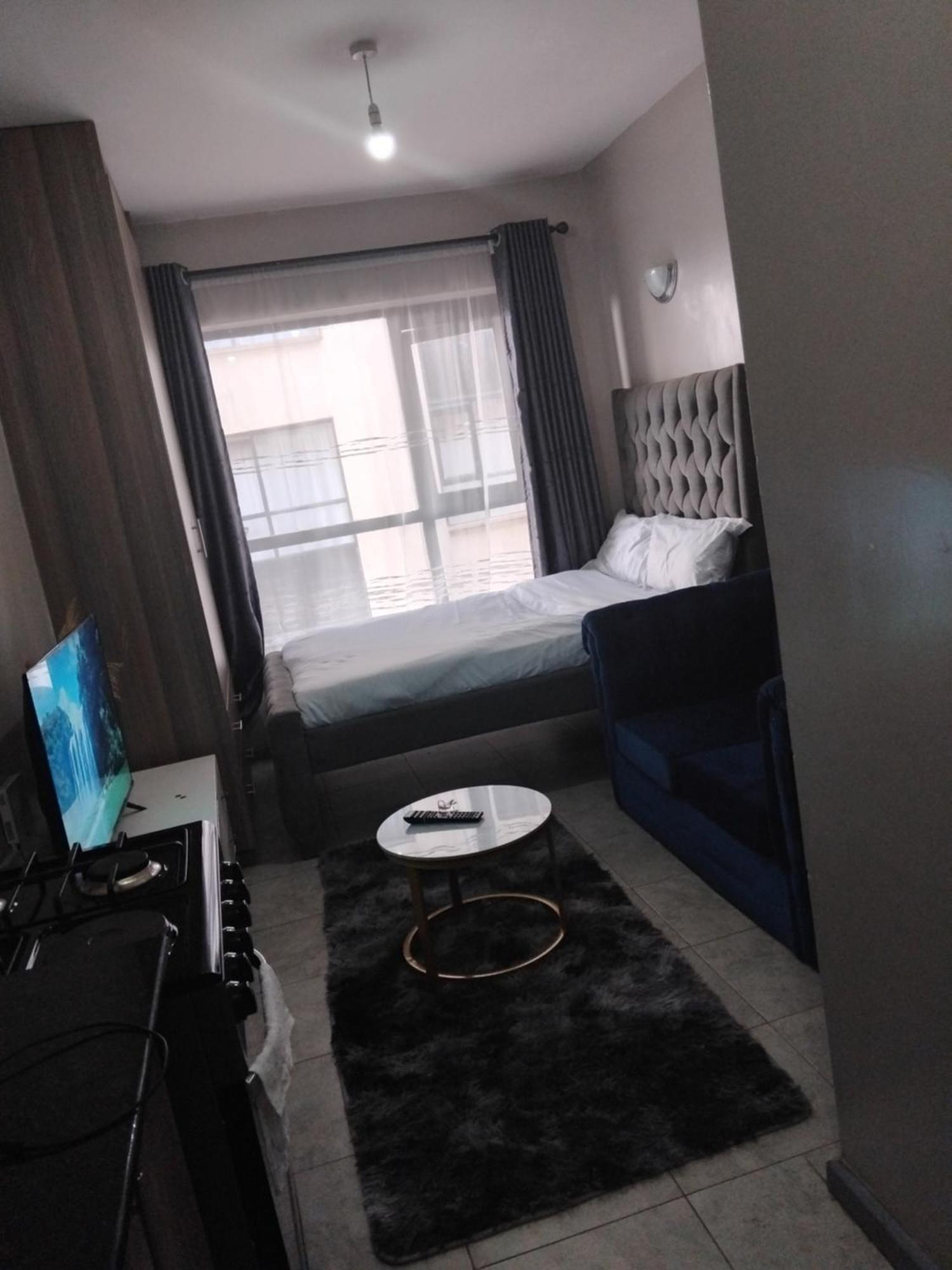 Apartment Tsavo Skywalk Wanyee Road *