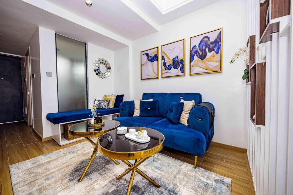 New Luxury In Apartment