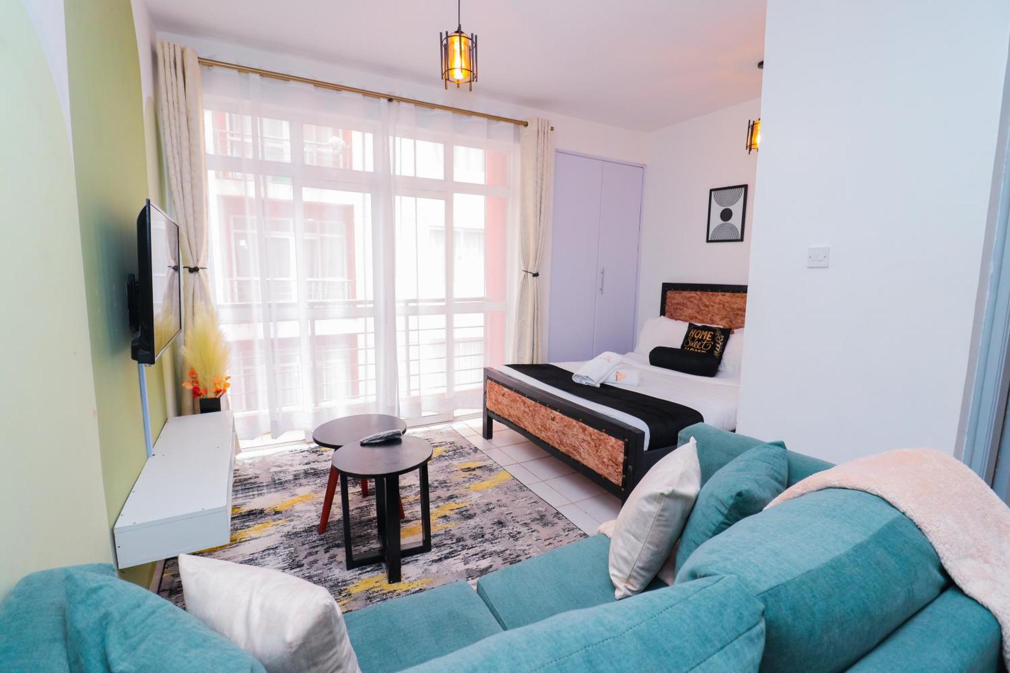 Ngong Road Studio, Racecourse Gardens With Free Parking, Netflix & Pool, Pearl2 Unit