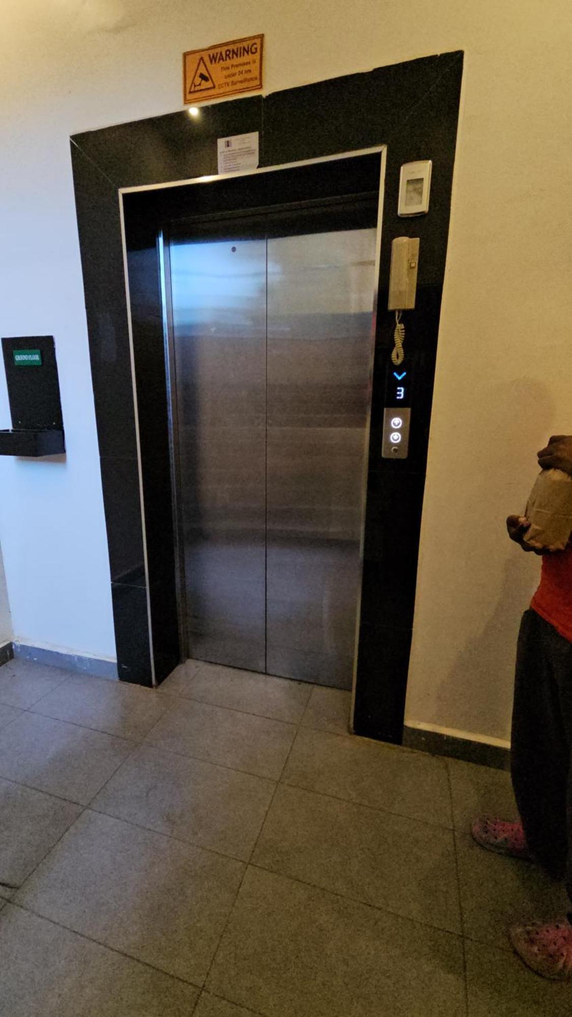Pazoori Golden Smart Furnished Kilimani * Nairobi