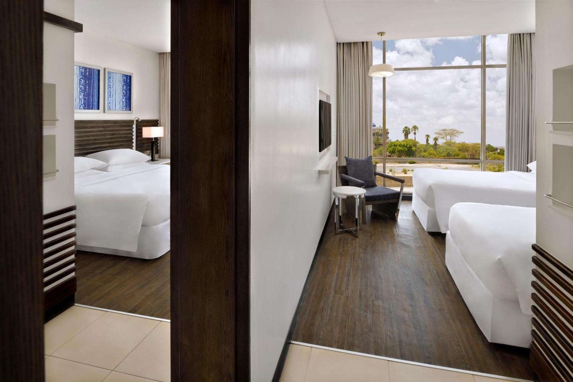 Four Points By Sheraton Airport