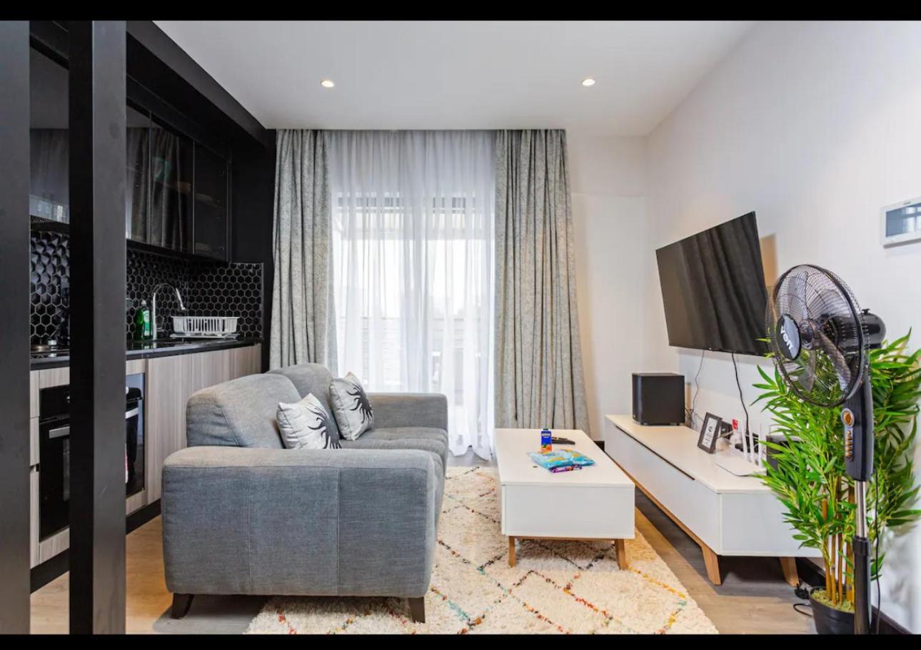 Lifestyle Escada 101 With Balcony * Nairobi