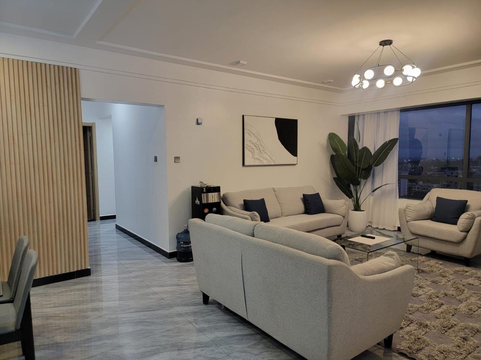 Apartment Elegant Classy With Swimming Pool ,fully Equipped Gym ,child Play Area And Close Proximity To Shopping Malls And Great Breathtaking Views Nairobi