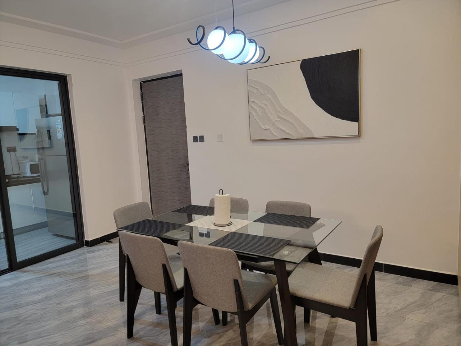 Apartment Elegant Classy With Swimming Pool ,fully Equipped Gym ,child Play Area And Close Proximity To Shopping Malls And Great Breathtaking Views Nairobi