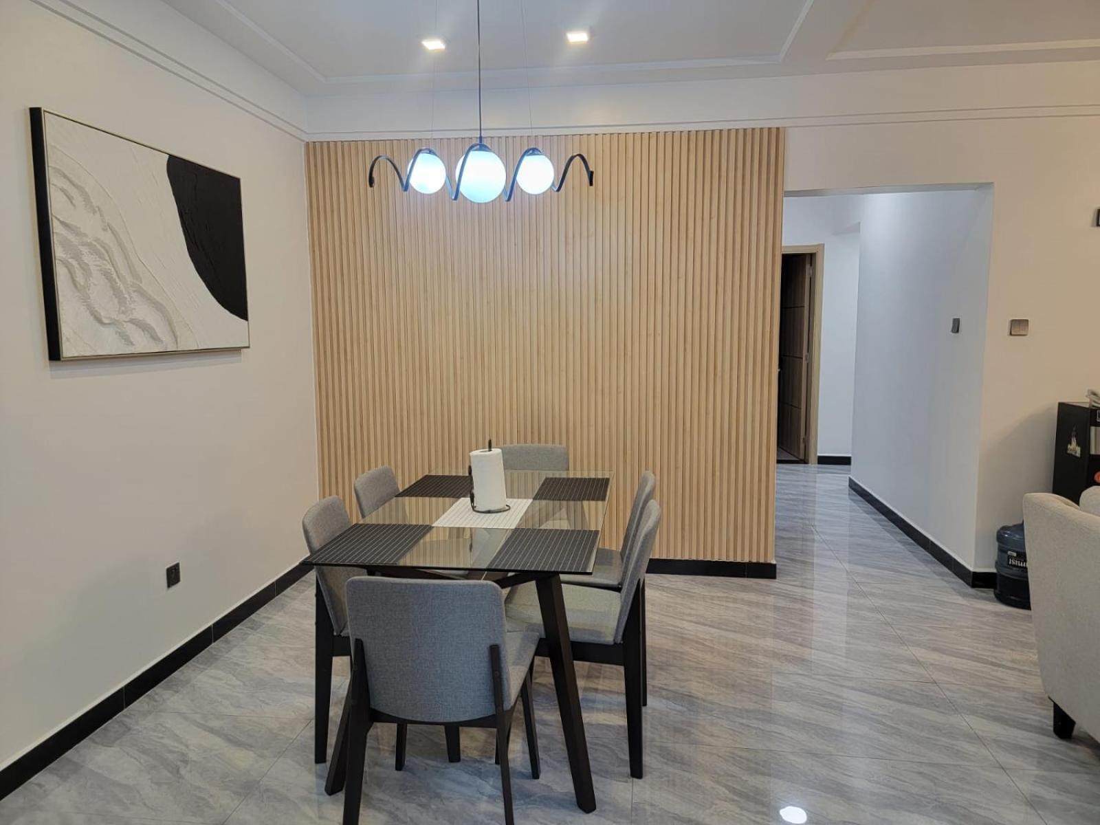 Apartment Elegant Classy With Swimming Pool ,fully Equipped Gym ,child Play Area And Close Proximity To Shopping Malls And Great Breathtaking Views Nairobi