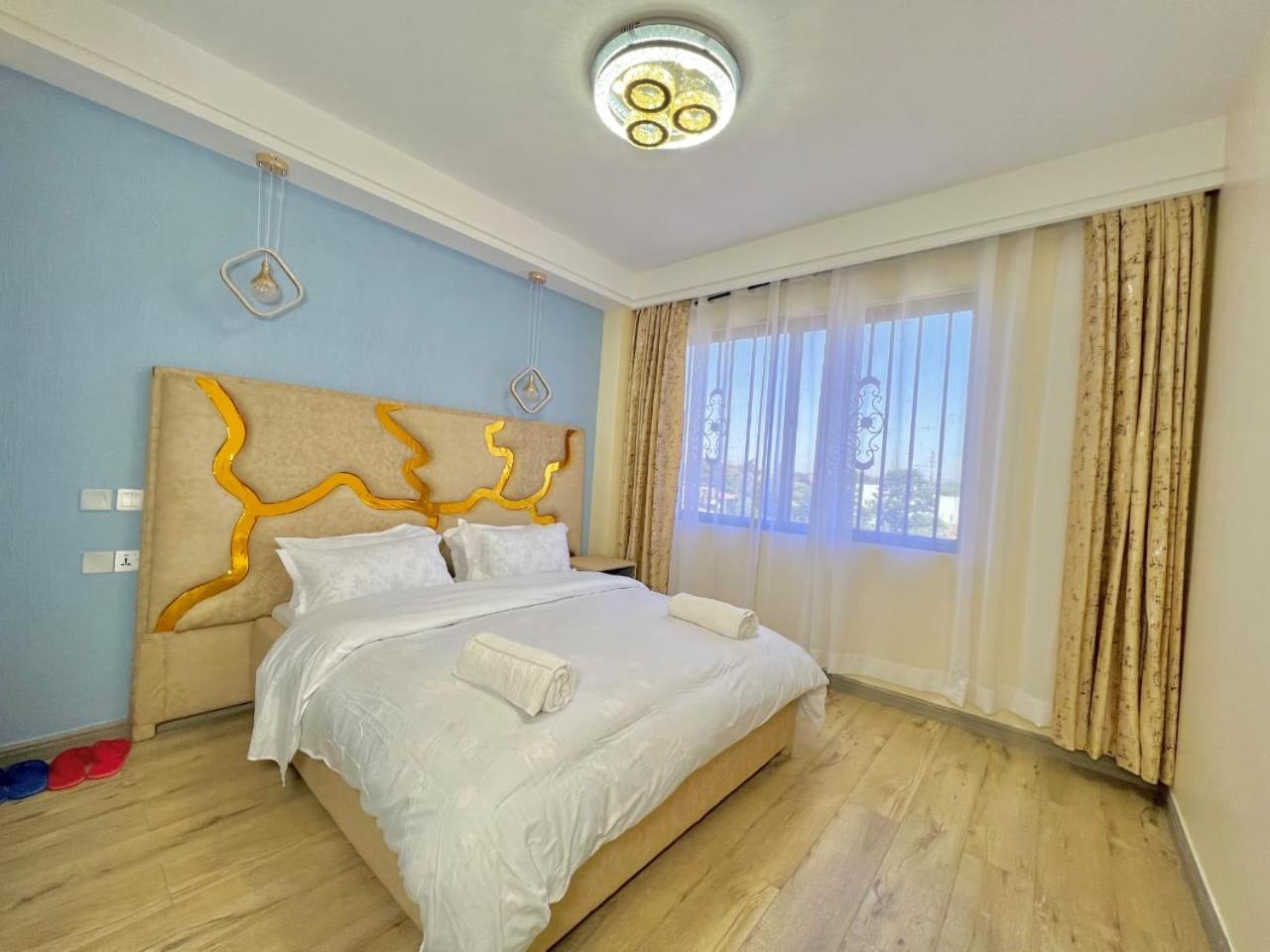 Modern Retreat With Breathtaking Views Heated Swimming Pool ,gym And Ample Parking * Nairobi