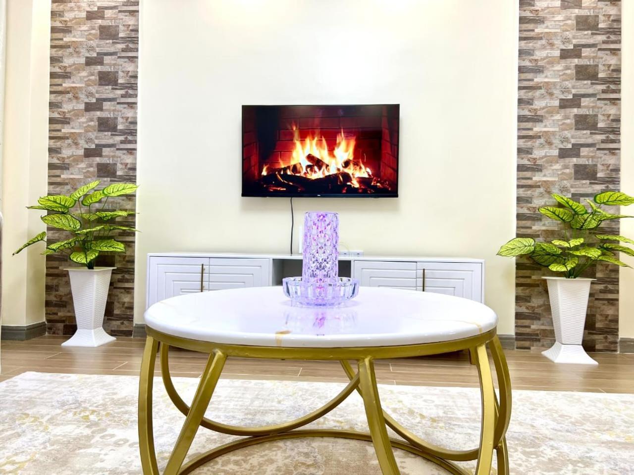Modern Retreat With Breathtaking Views Heated Swimming Pool ,gym And Ample Parking Nairobi