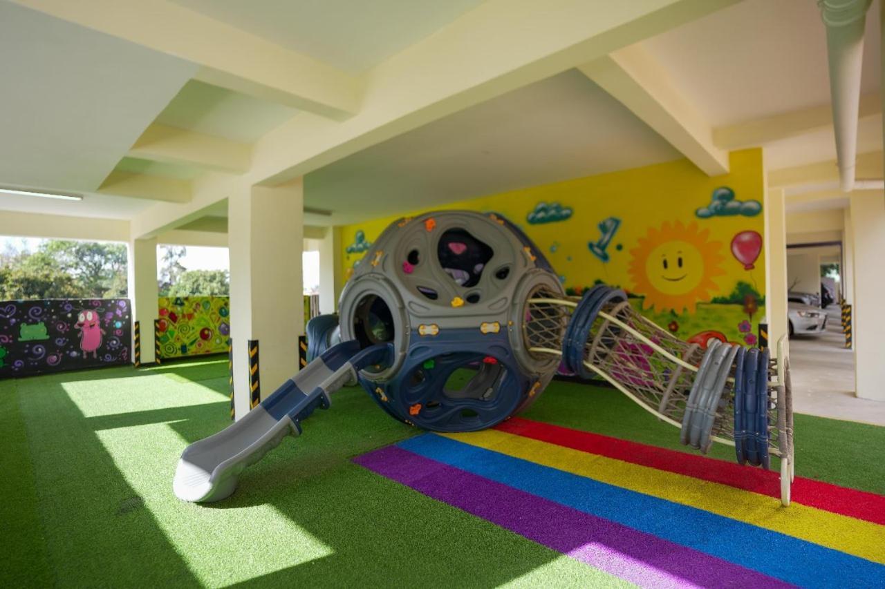 Apartment Modern Living Two Bedroom With Heated Swimming Pool Well Equipped Gym Ample Parking Space Children Playing Ground And A Relaxing Rooftop With Breathtaking Scenic Views *
