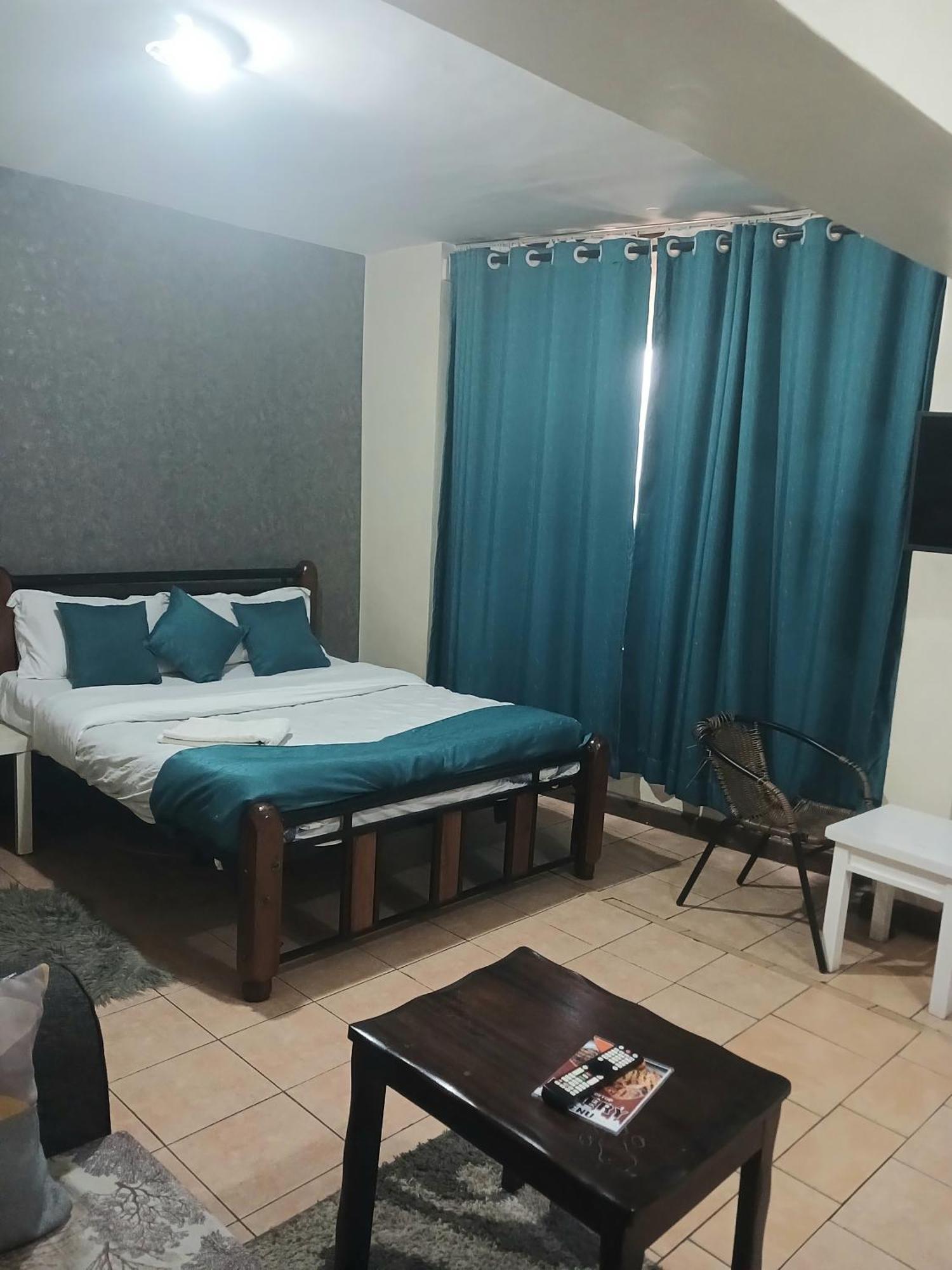 Emeli Apartment *