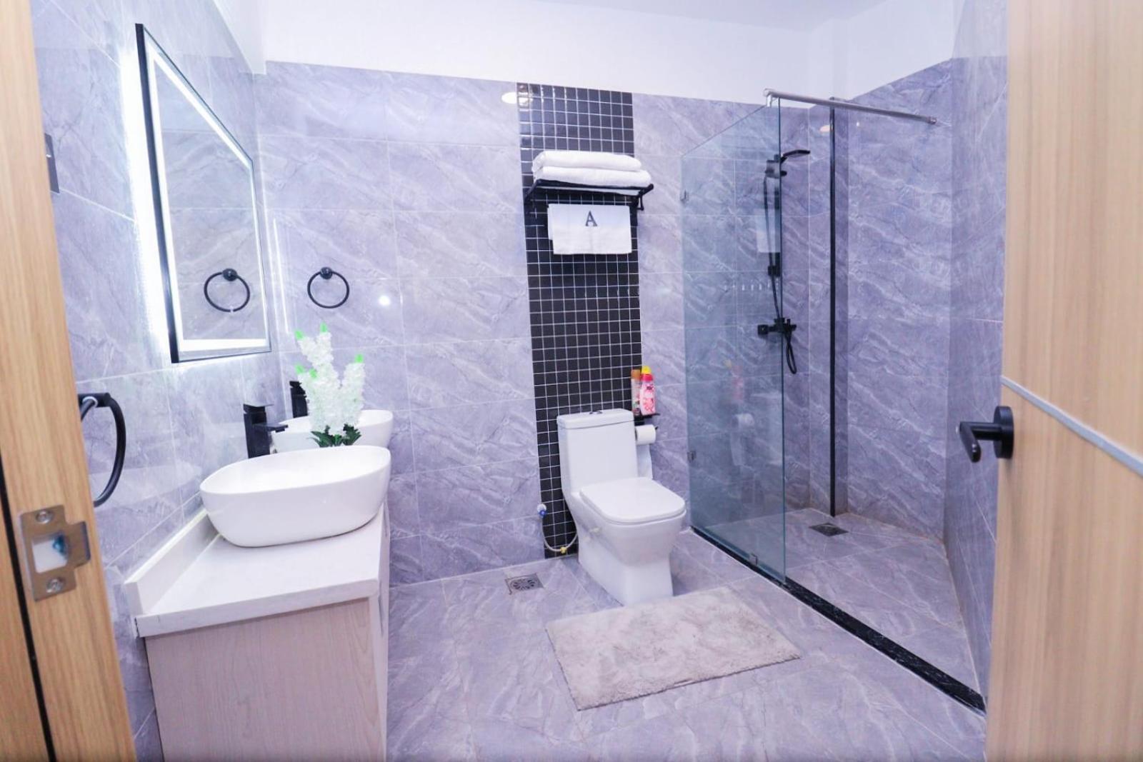 Apartment Regal Retreat Two Bedroom With Heated Swimming Pool Fully Equipped Gym Ample Parking Space And Amazing Views *