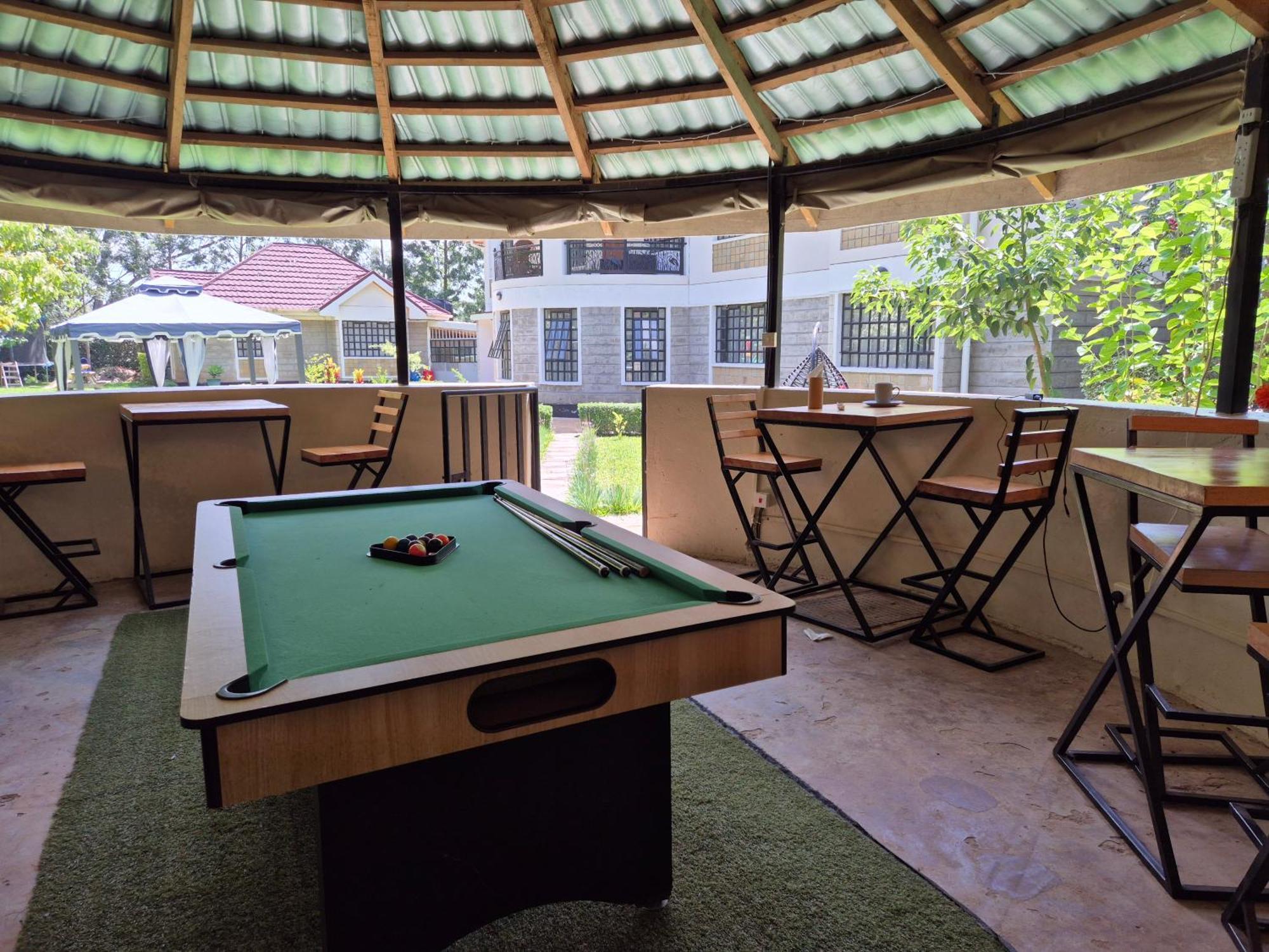 Homestay Teresita Karen-giraffe Site *