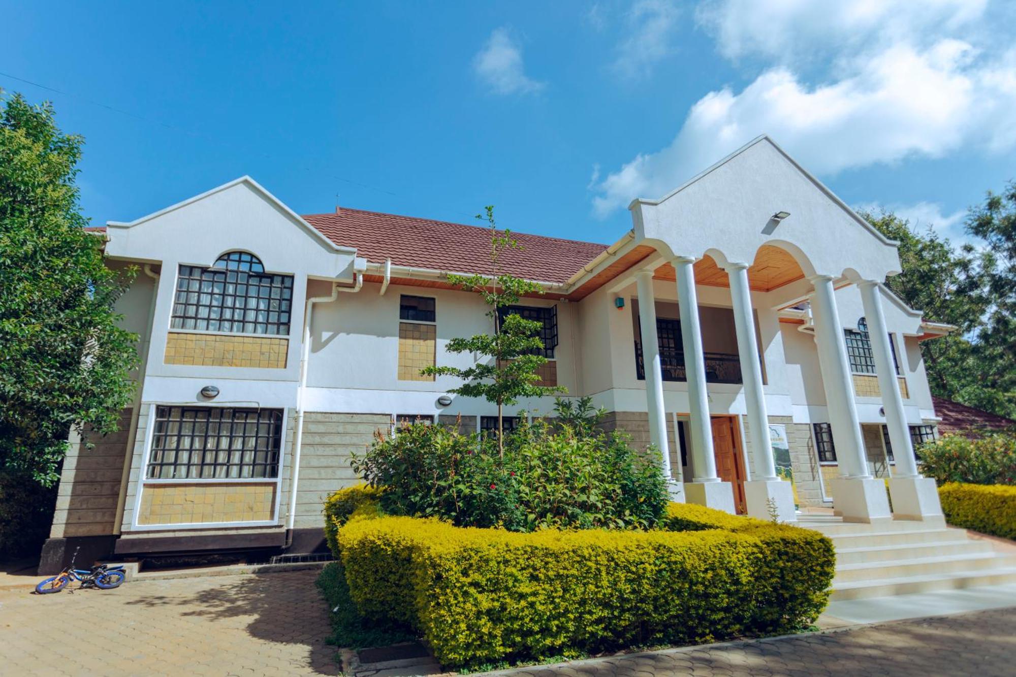 Teresita Karen-giraffe Site Nairobi