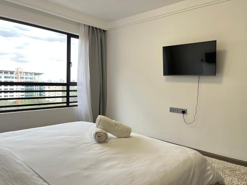 View Retreat With Breathtaking Amazing Views Swimming Pool Fully Equipped Gym ,children Playground Private Parking And Proximity To Major Shopping Malls Apartment