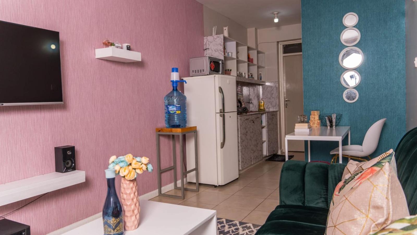 Entire Serviced Coral With Pool * Nairobi