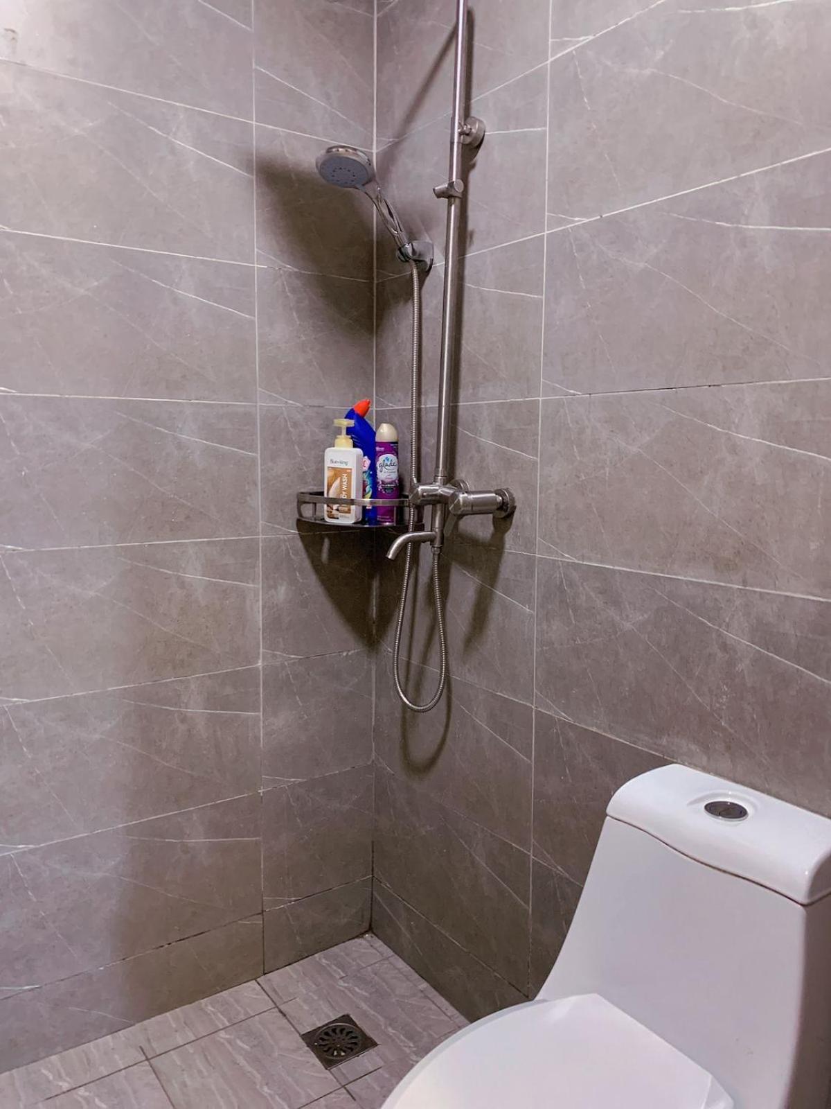 Modern Retreat With Heated Swimming Fully Equipped Gym Private Parking Space And A Relaxing Rooftop With Amazing Views *