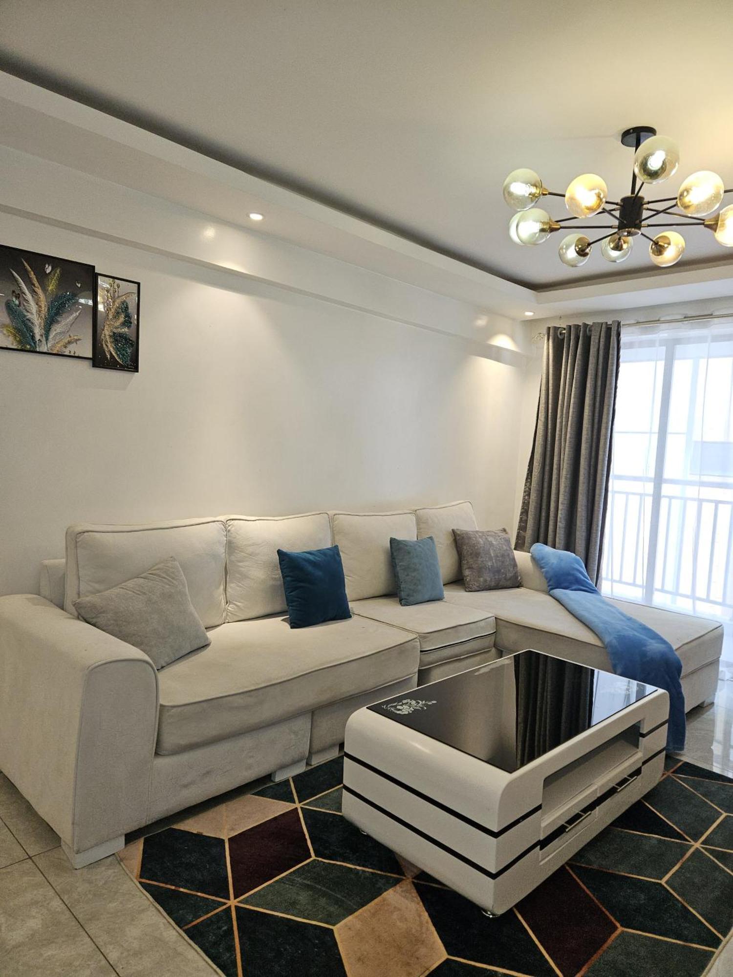 Two Bedroom Othaya Road Kileleshwa By Jeyem *