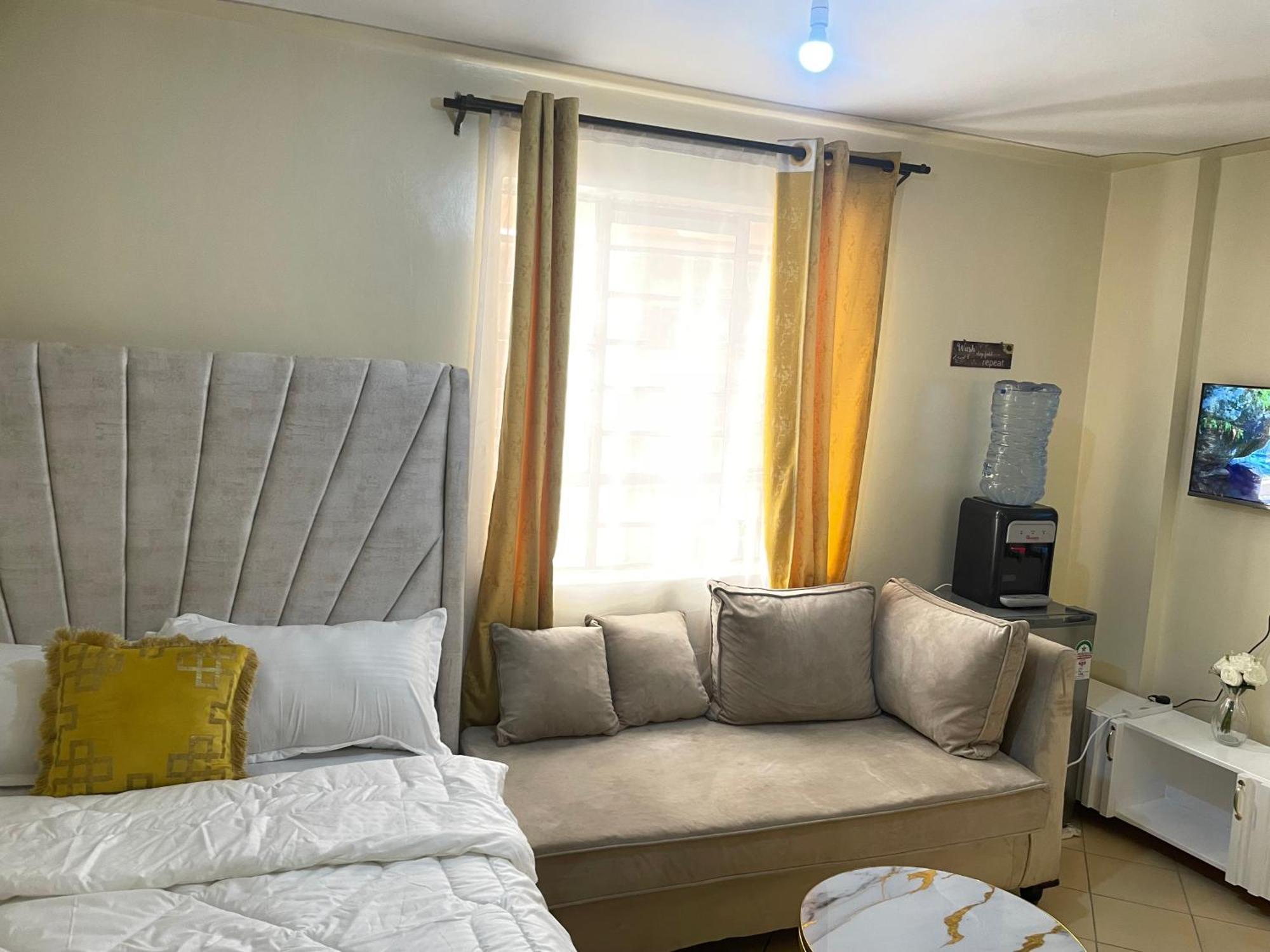 Dallas Nairobi