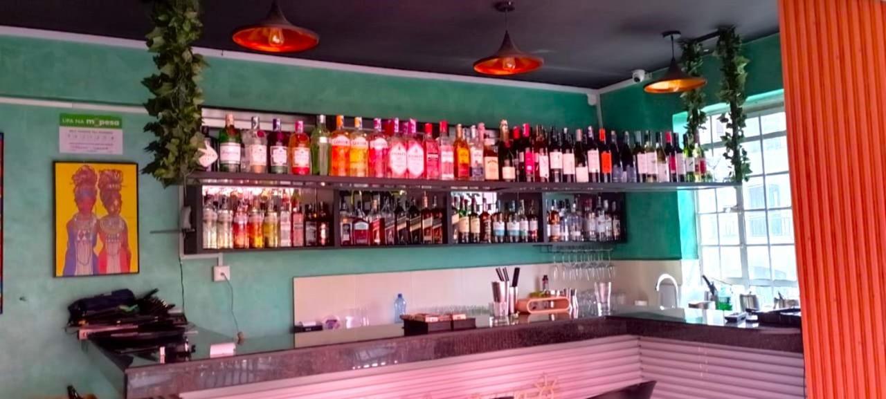 Serene Escape, Chic & Cozy Chess Nairobi