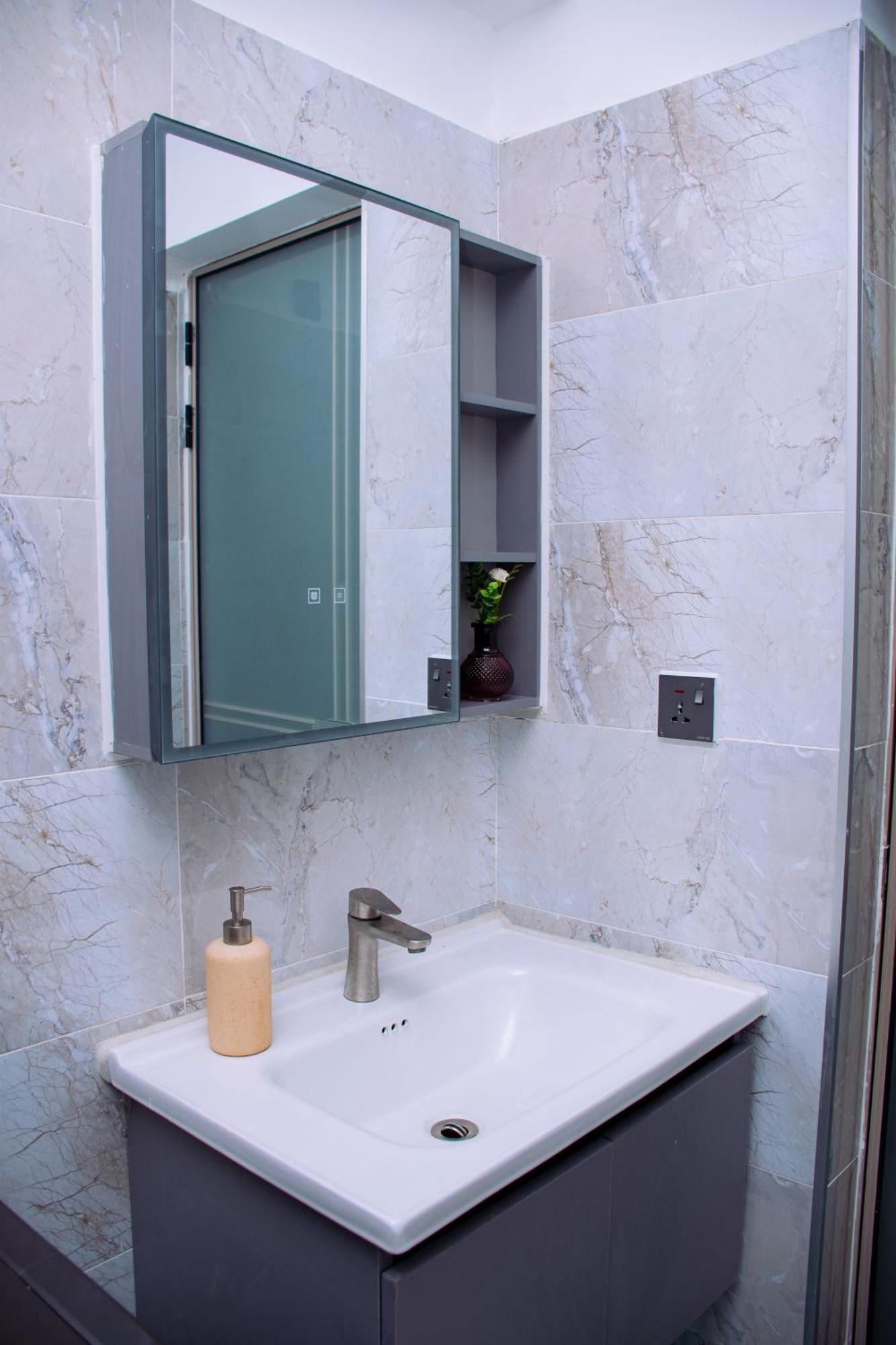 Apartment Nonpariel Oasis Gardens