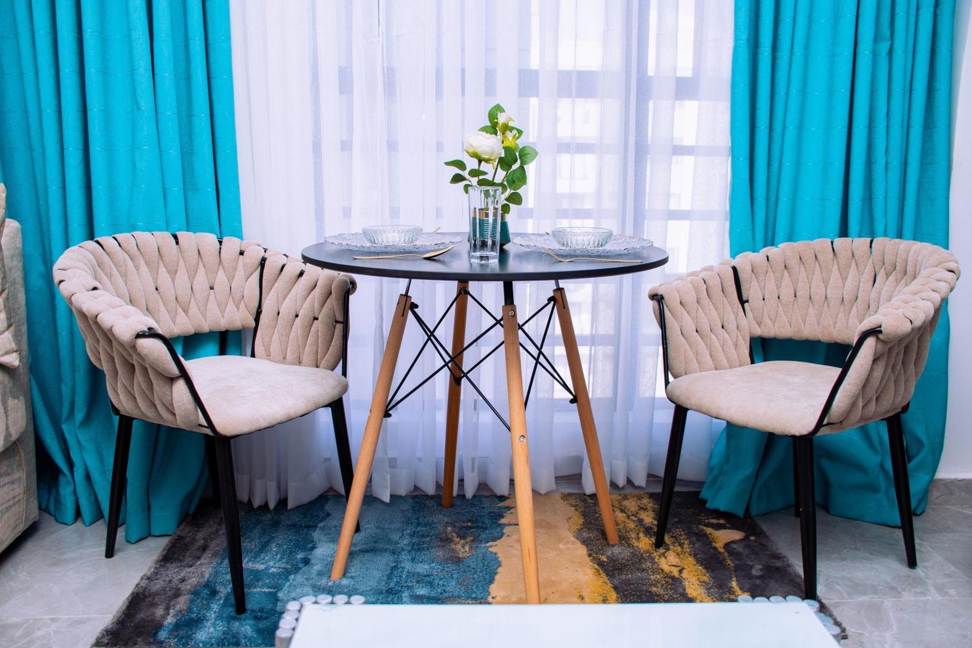 Apartment Nonpariel Oasis Gardens