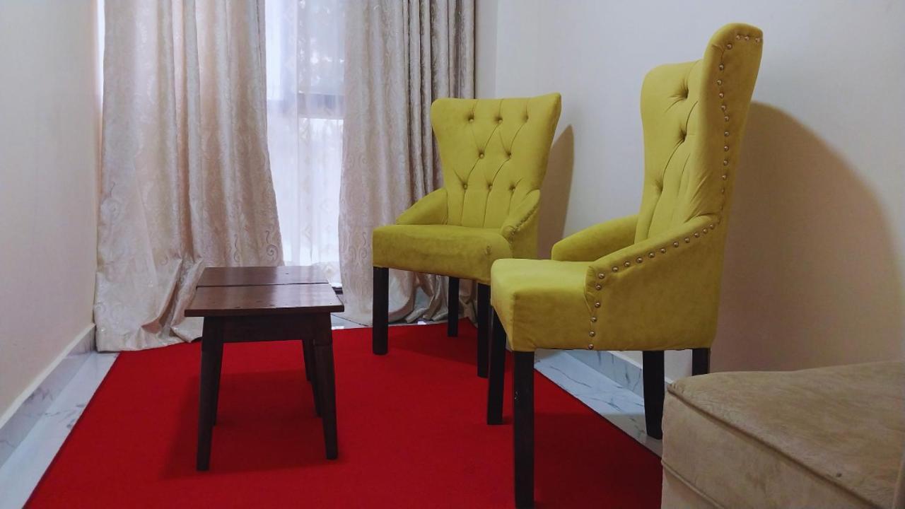 Apartment Cozy Away From Two Bedroom *
