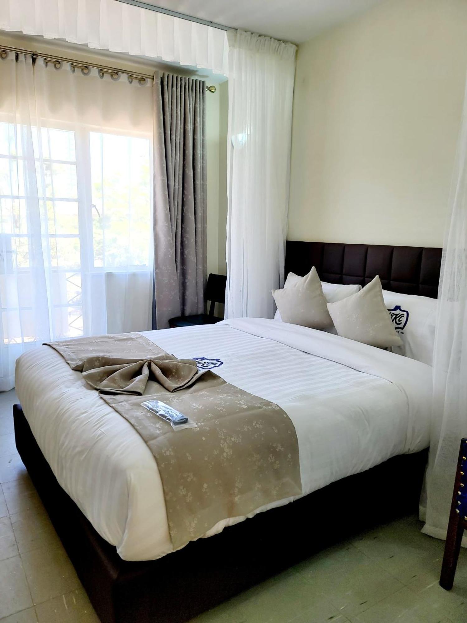 United Kenya Club 3*