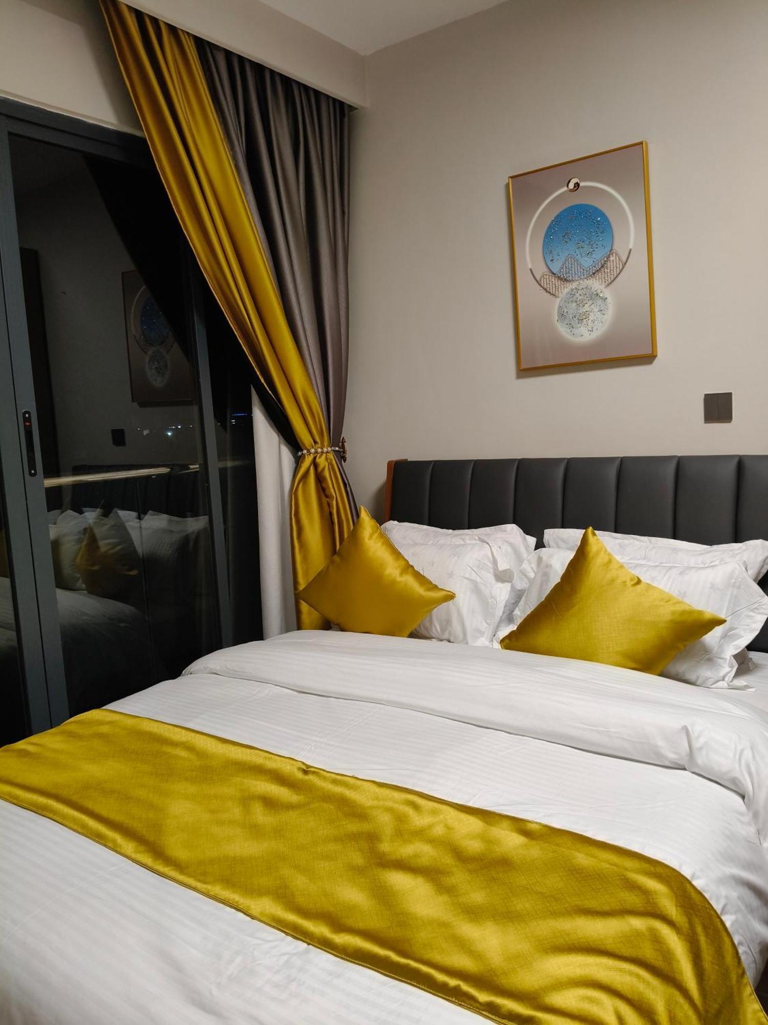 Apartment Taurus Residences