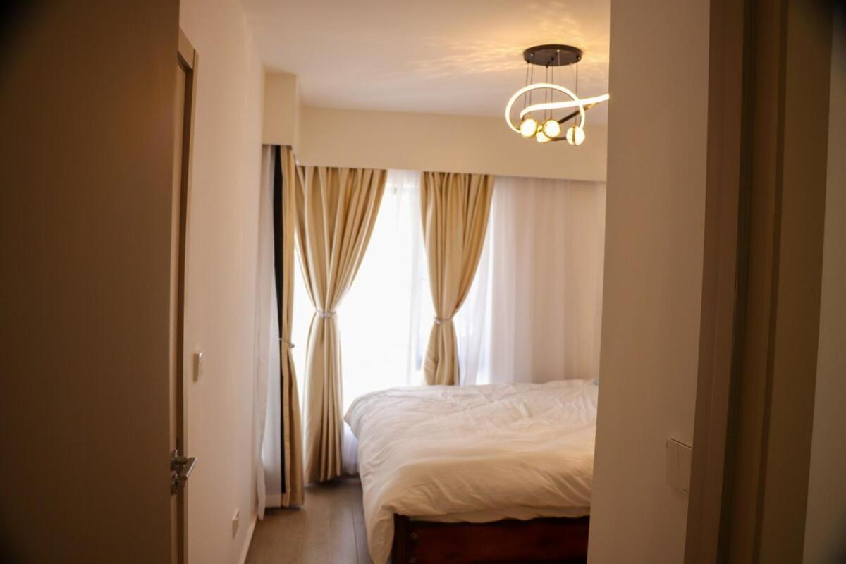 Modern And Stylish *