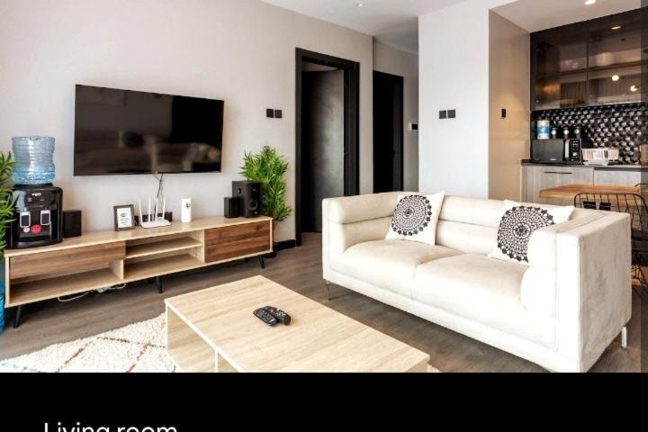 Apartment 2br Luxury Near Azure & Ibis Westlands Lantana Road *