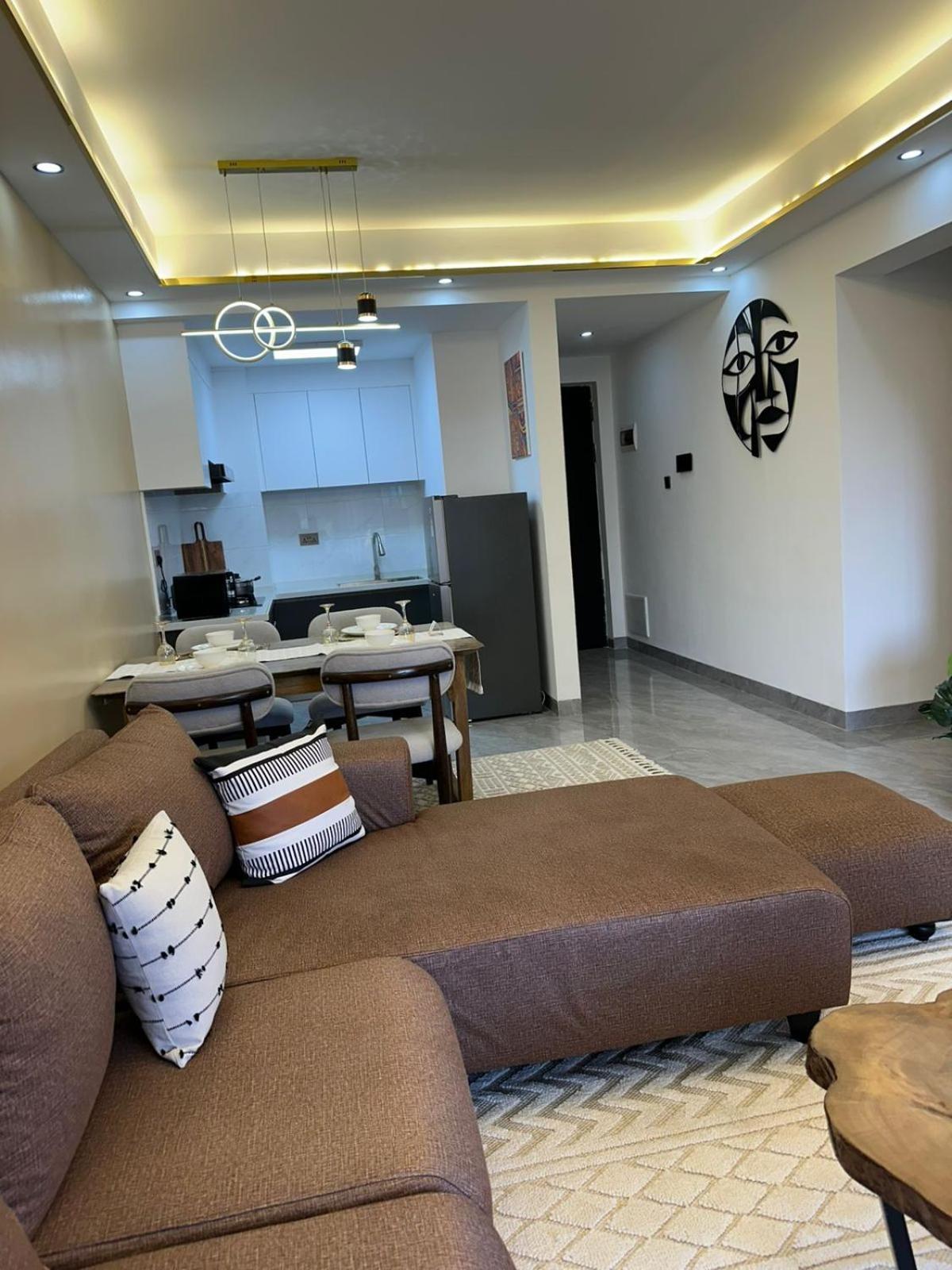 Apartment Luxury And Modern 2 Bedroom Kilimani *