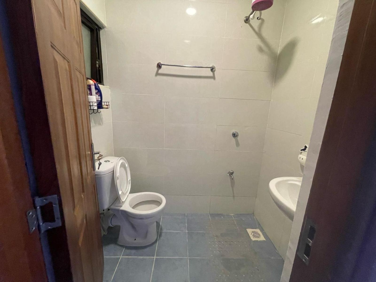 Bed & Breakfast Ayzaan House *