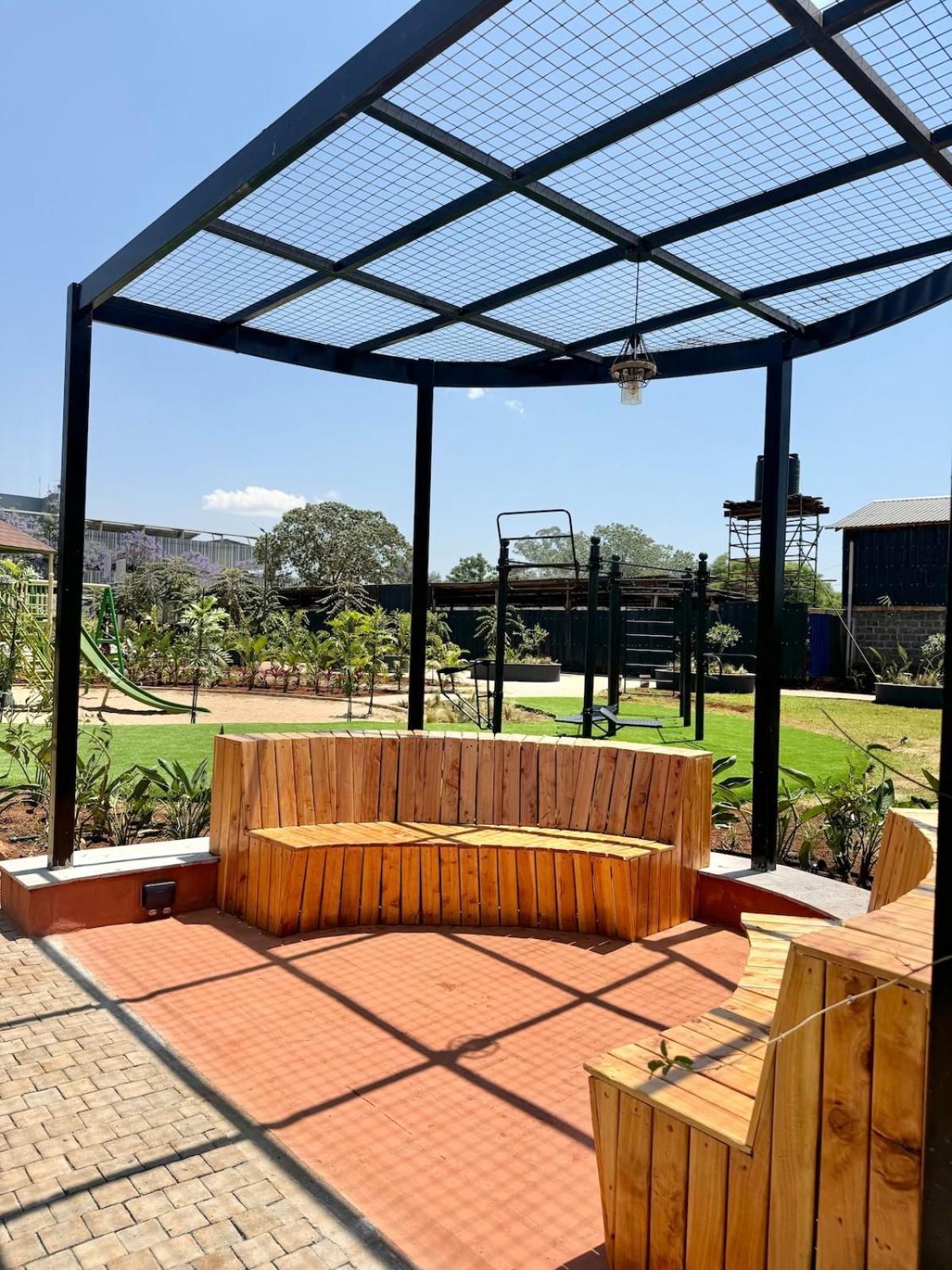 Luxury * Nairobi