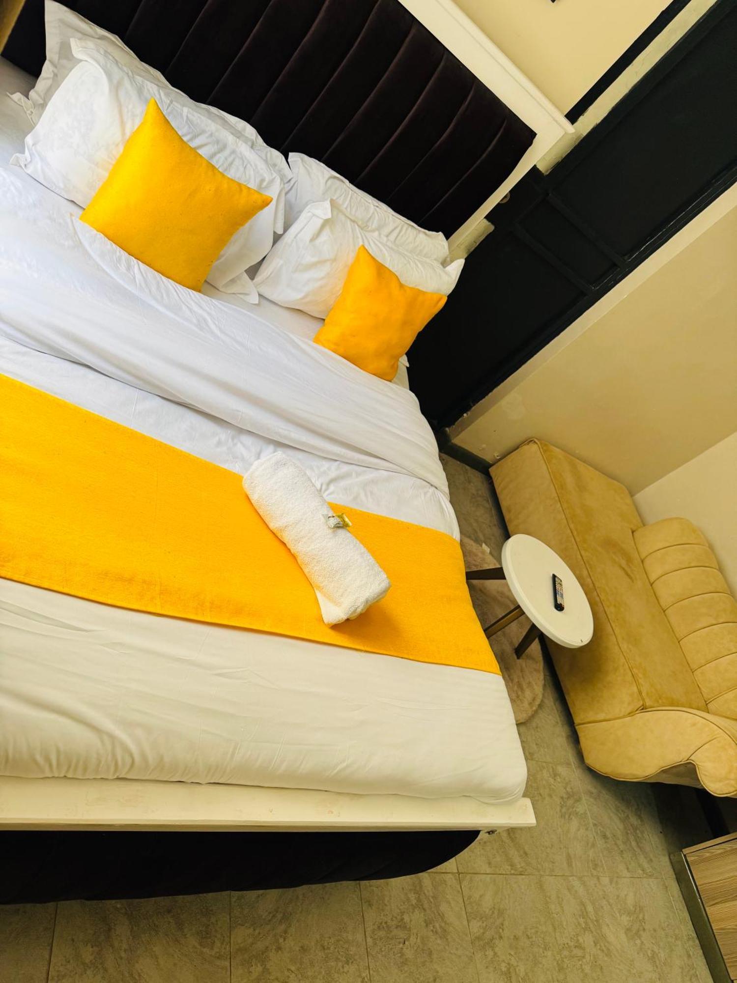Apartment A Modern Affordable Stylish Bedsitter Centrally Located In *