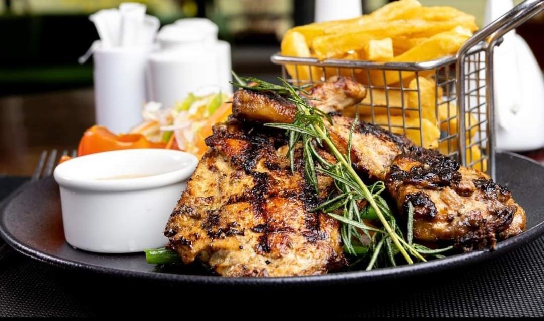 Hotel Deckar Grill Nairobi