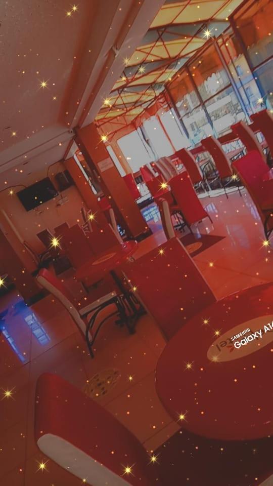 Hotel Deckar Grill Nairobi