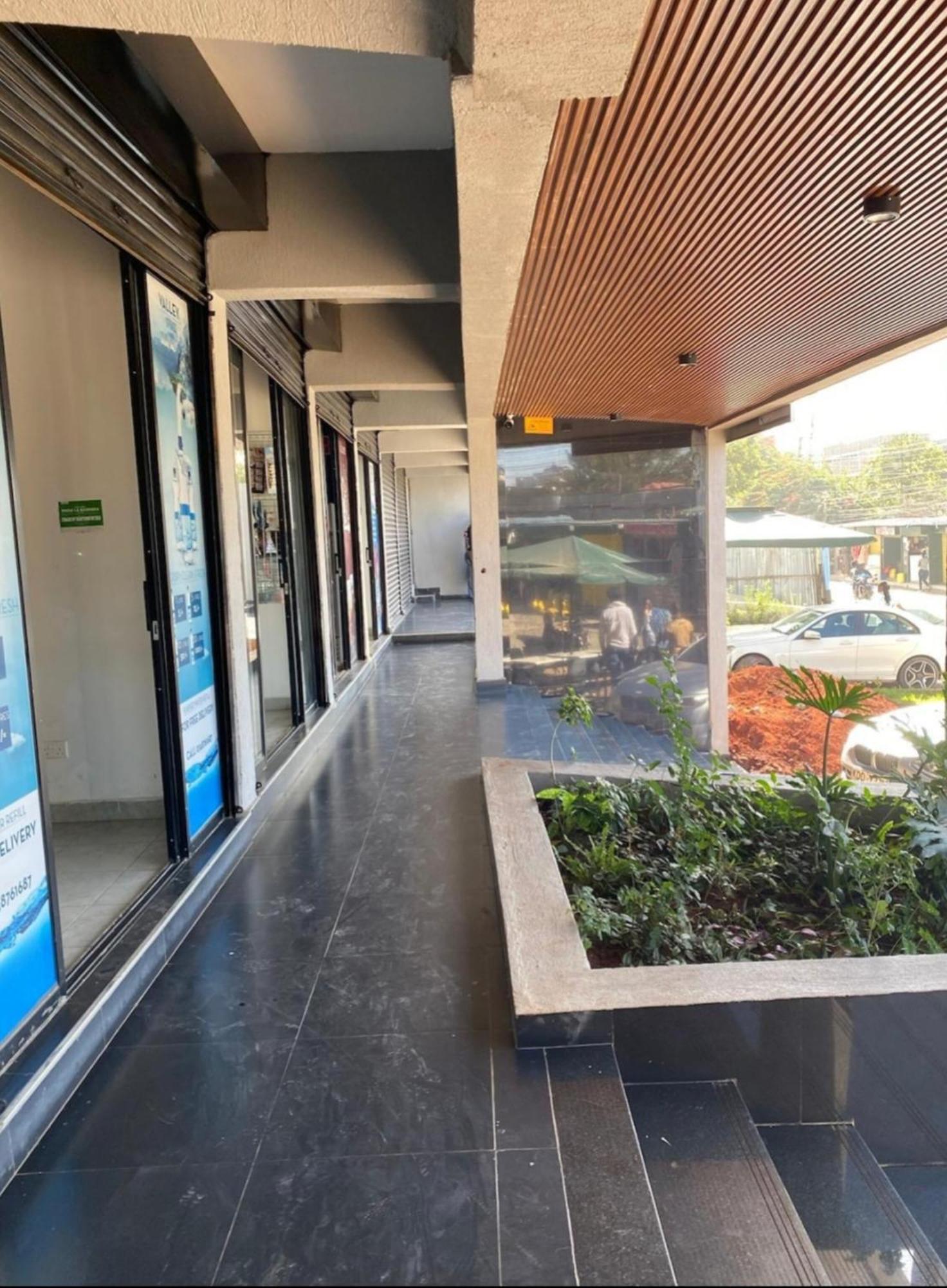 Airport View Flats, Fedha Apartamento